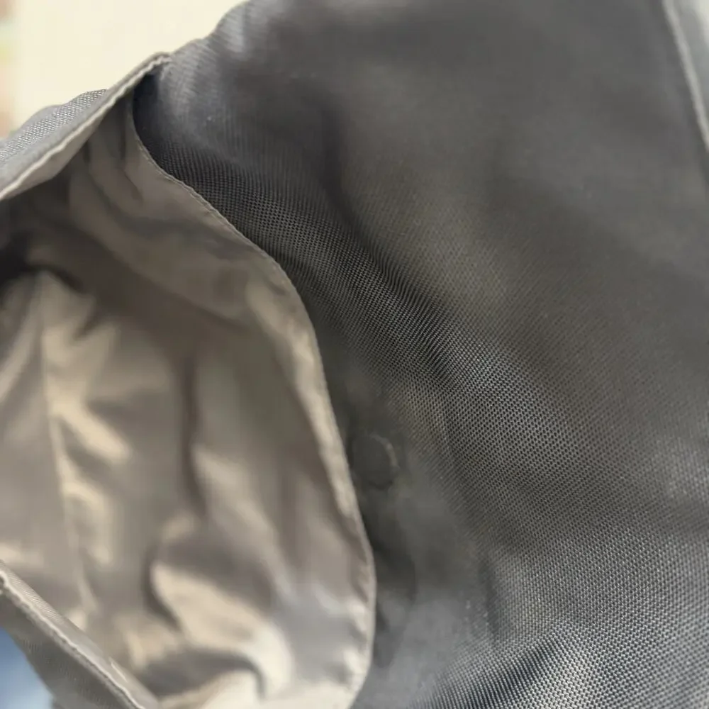 TIMBUK2 Page Crossbody Black Fold Over Bag Satchel Utility Gorpcore Travel